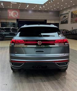 فولكسفاغن أطلس كروس سبورت